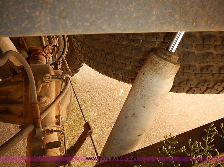 image for item J3157 2001 Toyota Tacoma SR5 Xtracab pickup truck