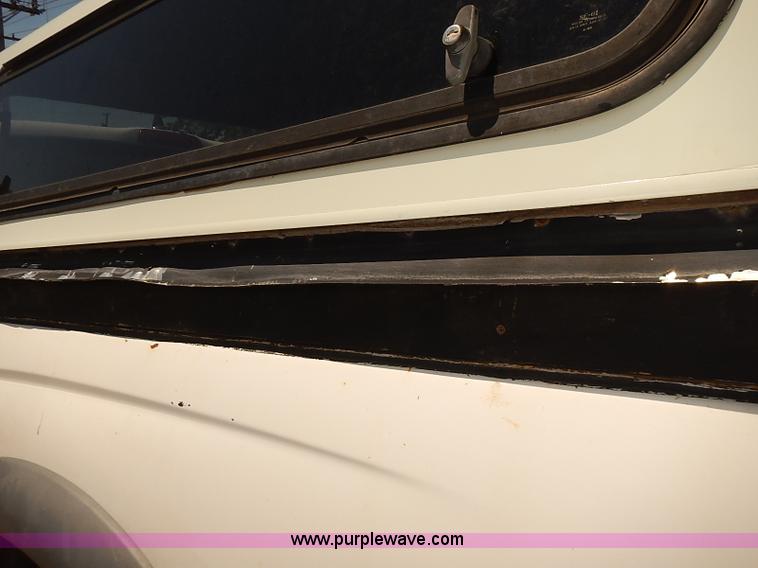 image for item J3157 2001 Toyota Tacoma SR5 Xtracab pickup truck