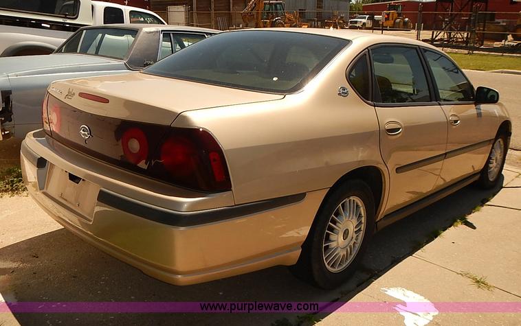 image for item J3159 2000 Chevrolet Impala