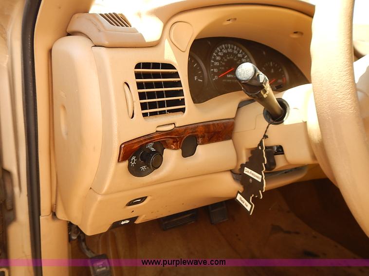 image for item J3159 2000 Chevrolet Impala