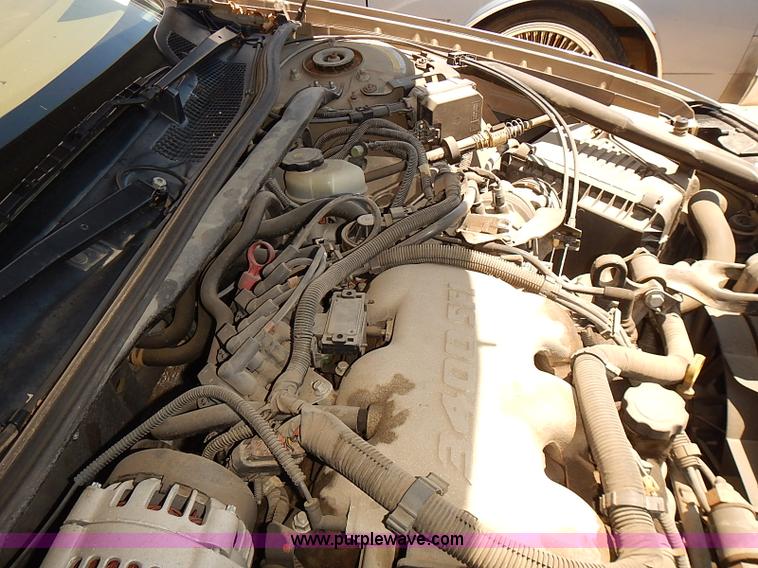 image for item J3159 2000 Chevrolet Impala