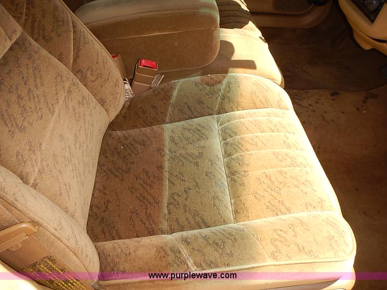 image for item J3159 2000 Chevrolet Impala