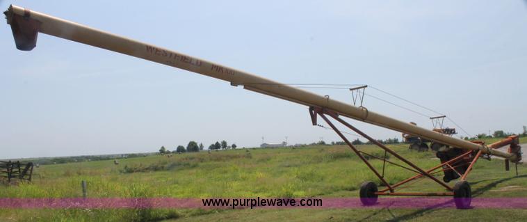 image for item F3309 1999 Westfield MK100-61 portable auger