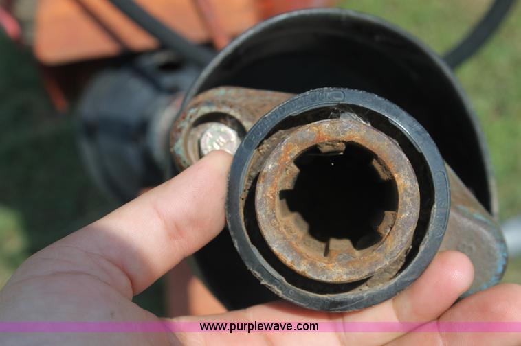 image for item F3309 1999 Westfield MK100-61 portable auger