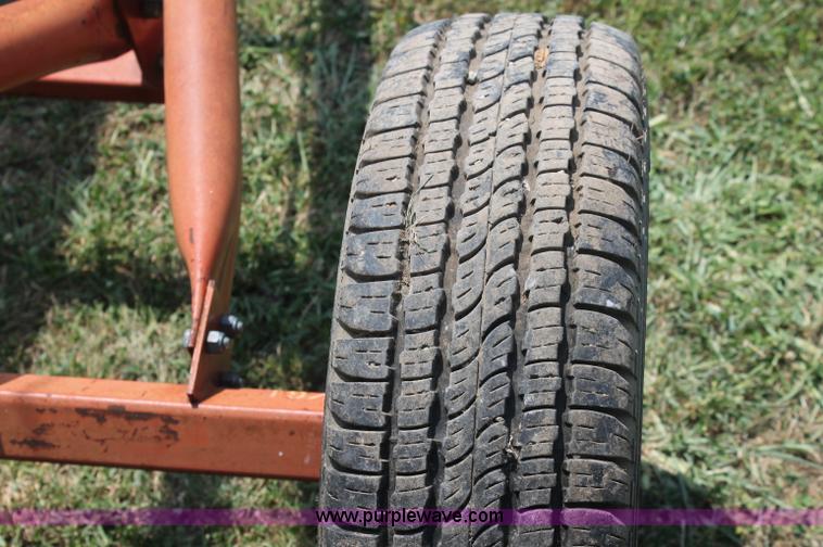 image for item F3309 1999 Westfield MK100-61 portable auger