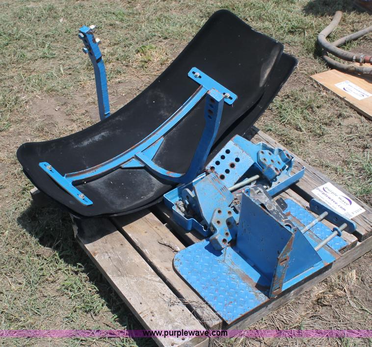 image for item F3314 Ford TW15 tractor parts