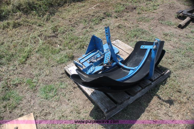 image for item F3314 Ford TW15 tractor parts