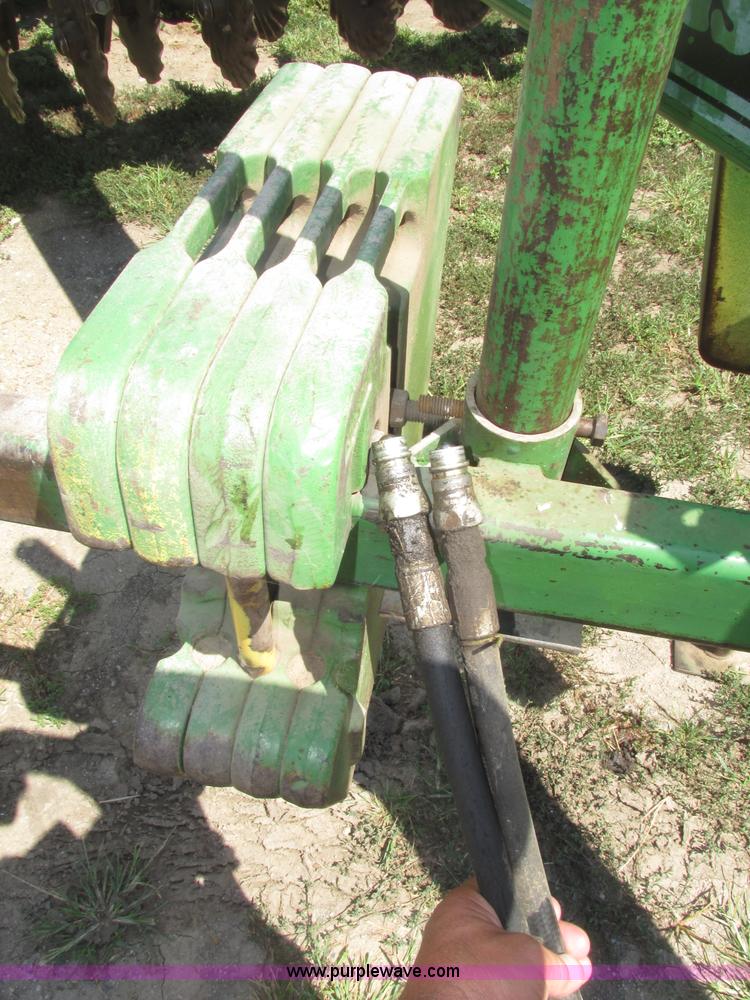 image for item F7493 1999 Great Plains Solid Stand 1500 grain drill