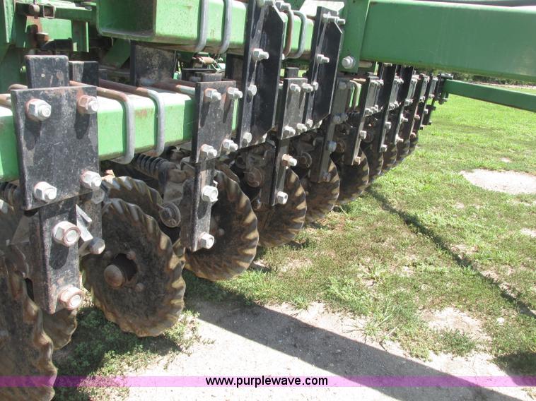 image for item F7493 1999 Great Plains Solid Stand 1500 grain drill