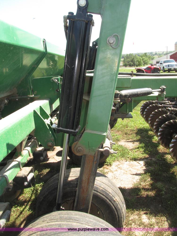 image for item F7493 1999 Great Plains Solid Stand 1500 grain drill
