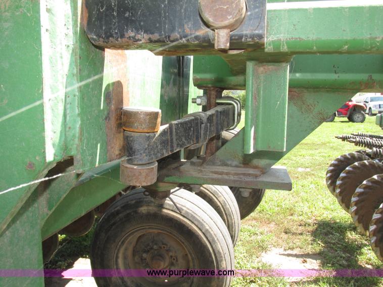 image for item F7493 1999 Great Plains Solid Stand 1500 grain drill