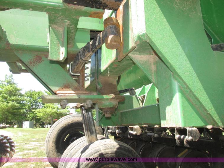 image for item F7493 1999 Great Plains Solid Stand 1500 grain drill