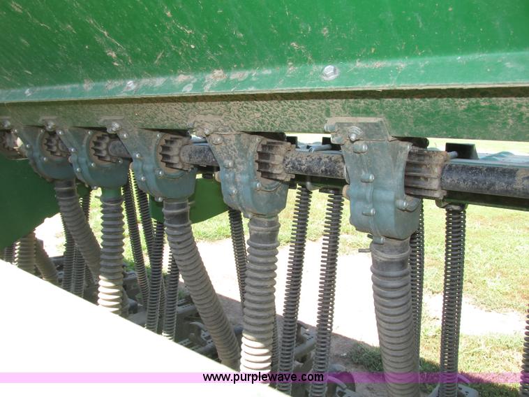 image for item F7493 1999 Great Plains Solid Stand 1500 grain drill