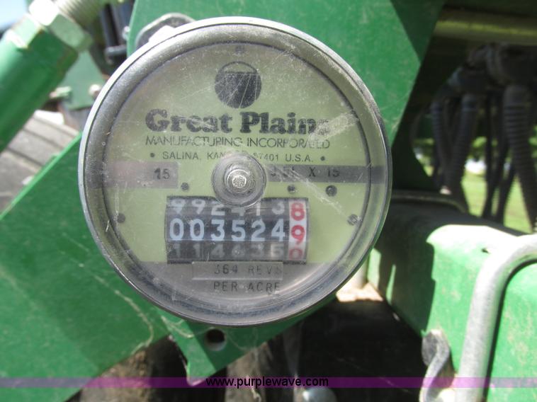 image for item F7493 1999 Great Plains Solid Stand 1500 grain drill