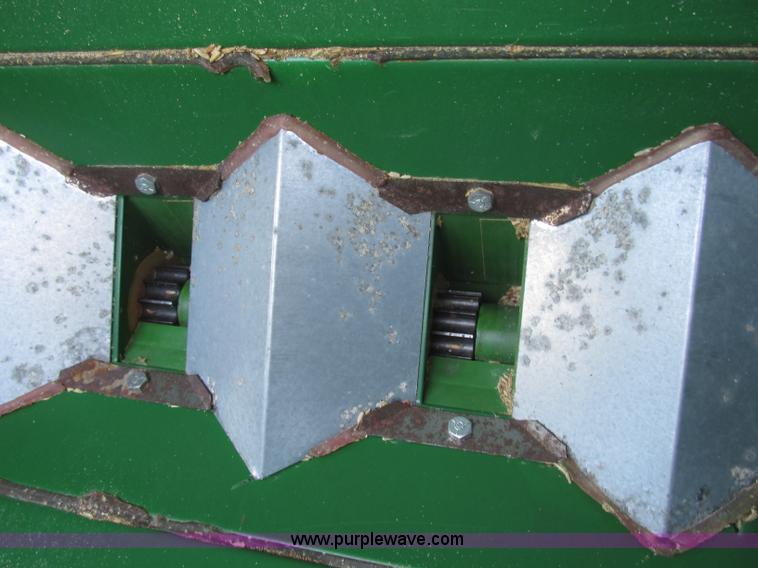 image for item F7493 1999 Great Plains Solid Stand 1500 grain drill