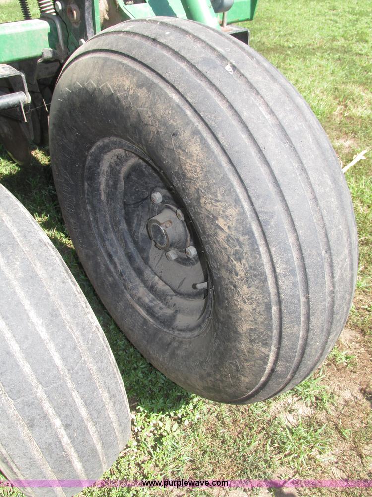 image for item F7493 1999 Great Plains Solid Stand 1500 grain drill