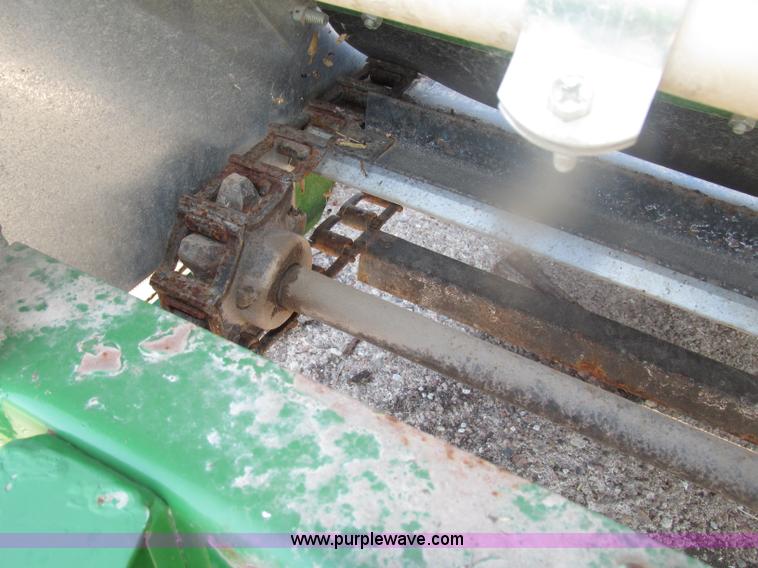 image for item F7496 2013 Frontier MS1105 manure spreader