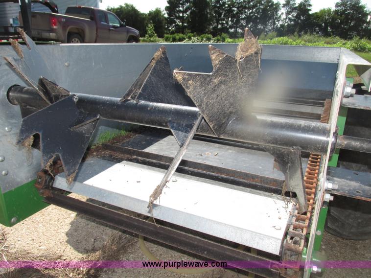 image for item F7496 2013 Frontier MS1105 manure spreader