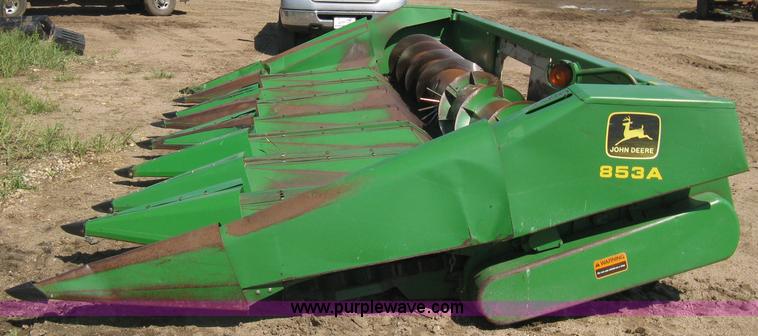 image for item H5267 John Deere 853A row head