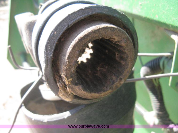 image for item H5267 John Deere 853A row head