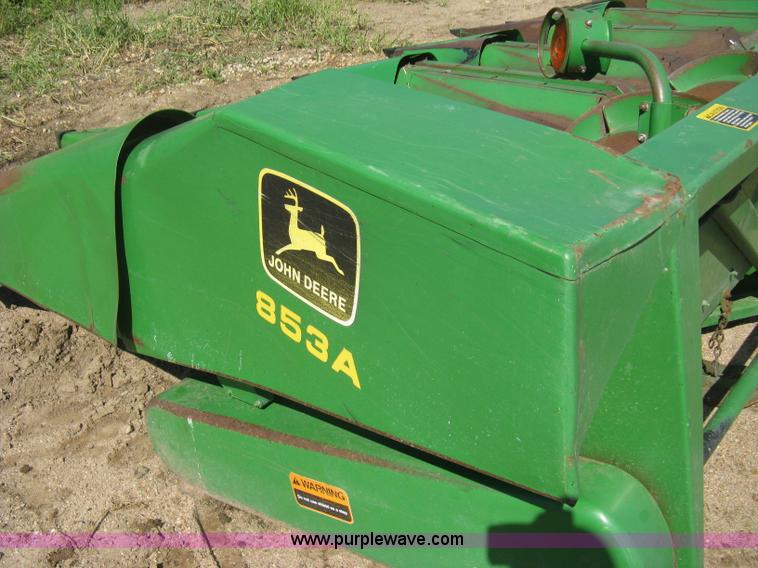image for item H5267 John Deere 853A row head