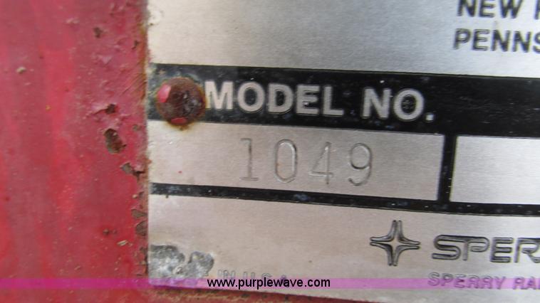 image for item I3248 New Holland 1049 Stackcruiser self-propelled bale wagon