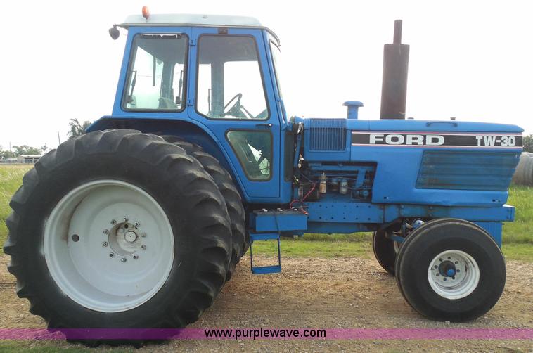 image for item I3407 Ford TW30 tractor