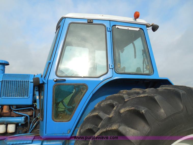 image for item I3407 Ford TW30 tractor