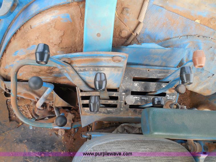 image for item I3407 Ford TW30 tractor