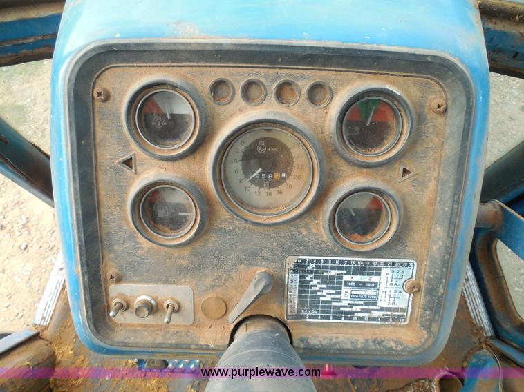 image for item I3407 Ford TW30 tractor