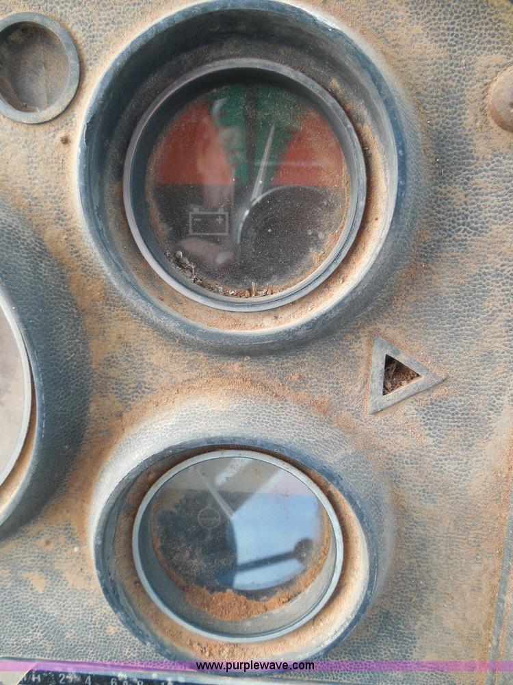 image for item I3407 Ford TW30 tractor