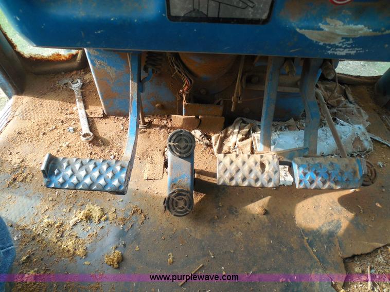 image for item I3407 Ford TW30 tractor