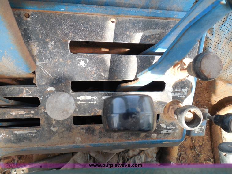 image for item I3407 Ford TW30 tractor