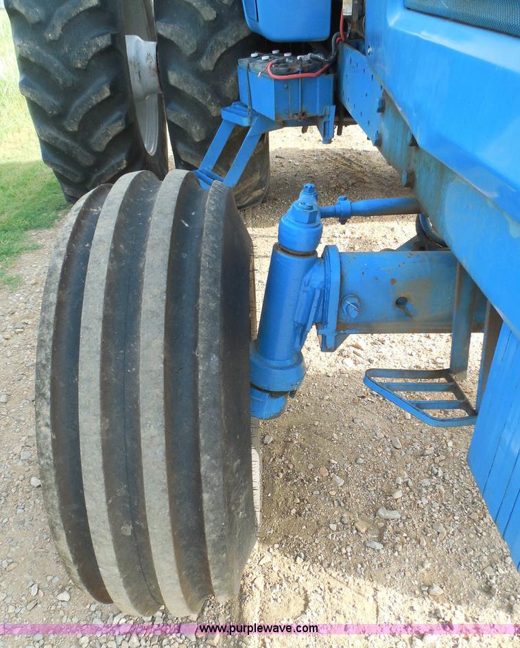 image for item I3407 Ford TW30 tractor