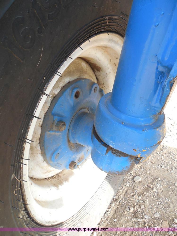 image for item I3407 Ford TW30 tractor