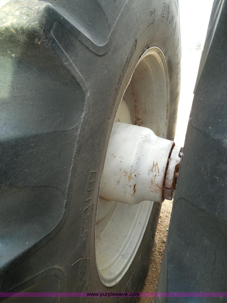 image for item I3407 Ford TW30 tractor