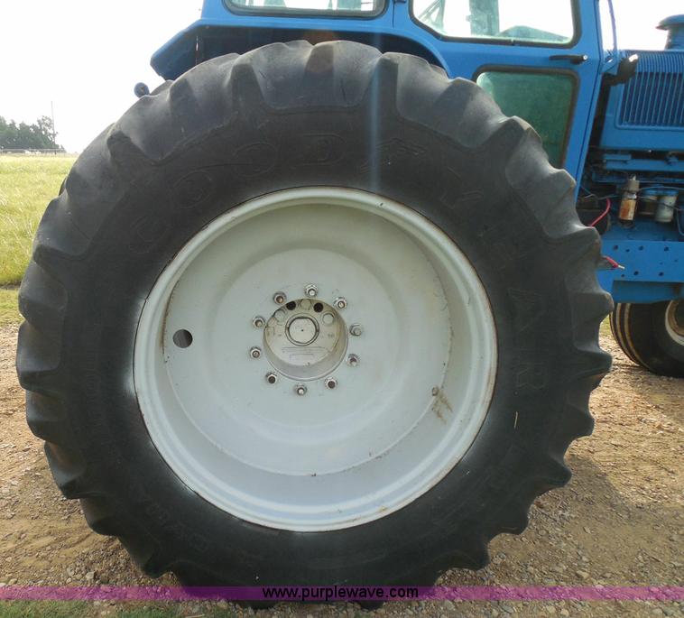 image for item I3407 Ford TW30 tractor