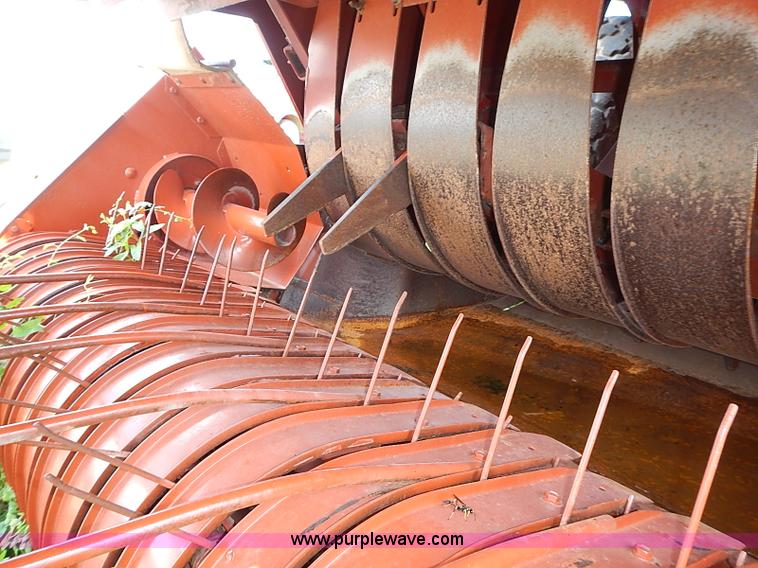 image for item I3514 1991 Hesston 4900 Fiatagri large square baler