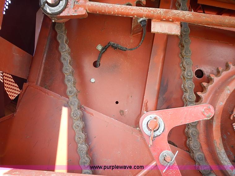 image for item I3514 1991 Hesston 4900 Fiatagri large square baler