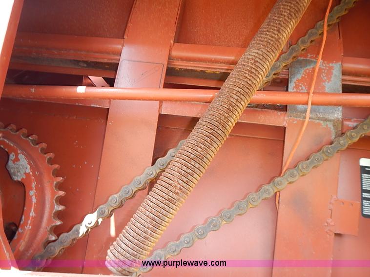 image for item I3514 1991 Hesston 4900 Fiatagri large square baler