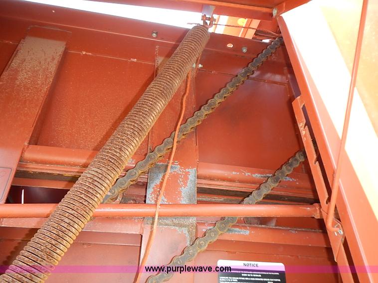 image for item I3514 1991 Hesston 4900 Fiatagri large square baler