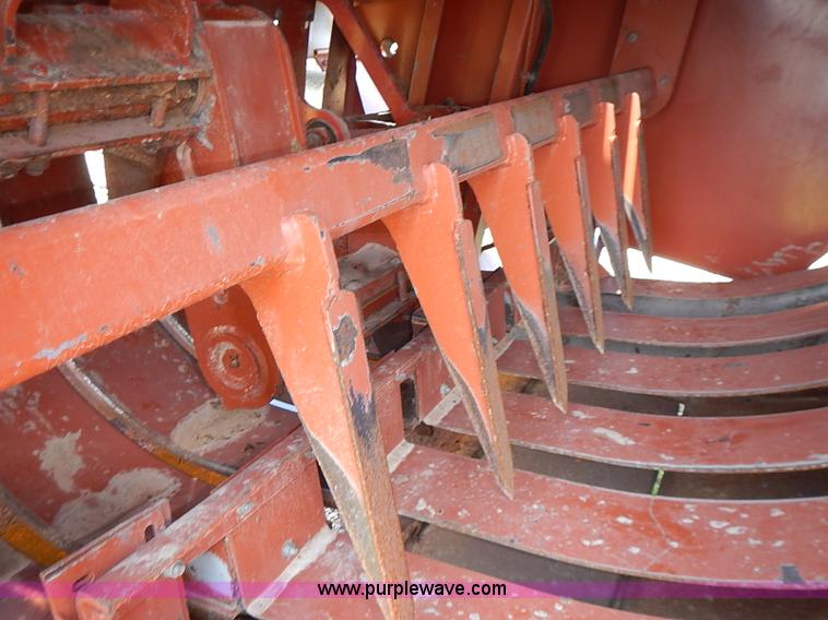 image for item I3514 1991 Hesston 4900 Fiatagri large square baler