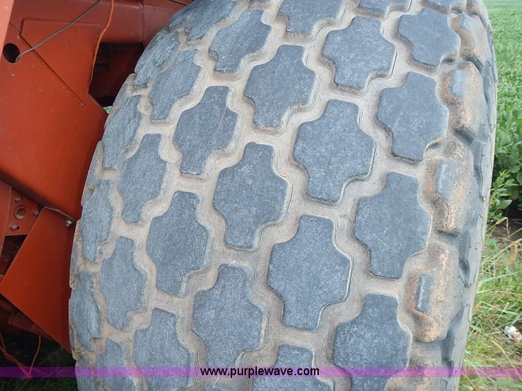 image for item I3514 1991 Hesston 4900 Fiatagri large square baler