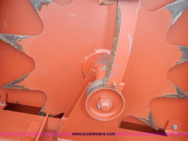 image for item I3514 1991 Hesston 4900 Fiatagri large square baler