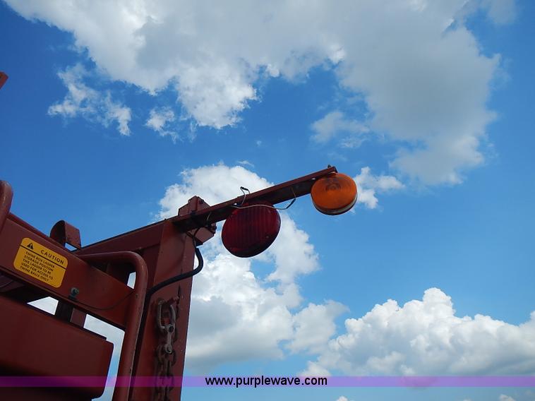 image for item I3514 1991 Hesston 4900 Fiatagri large square baler