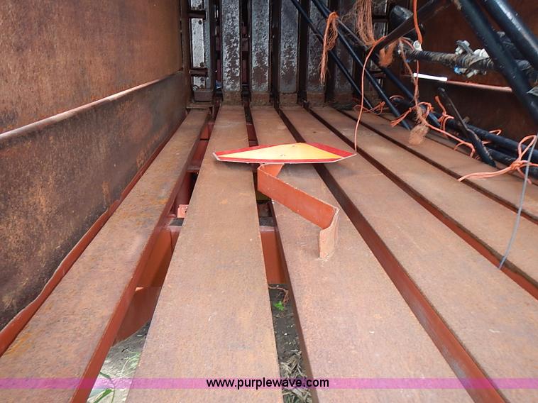 image for item I3514 1991 Hesston 4900 Fiatagri large square baler