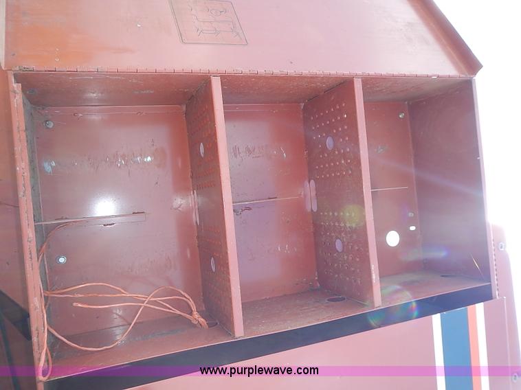 image for item I3514 1991 Hesston 4900 Fiatagri large square baler