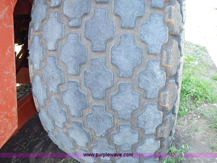 image for item I3514 1991 Hesston 4900 Fiatagri large square baler