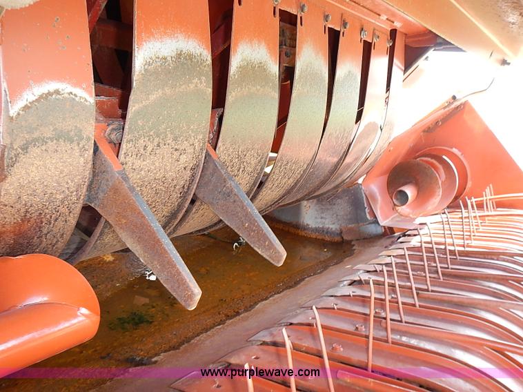 image for item I3514 1991 Hesston 4900 Fiatagri large square baler