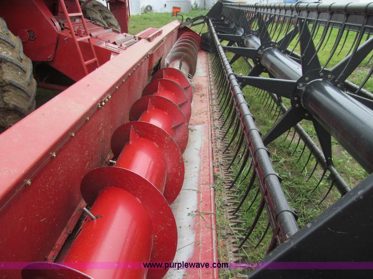 image for item I8981 2006 Case IH 1020 head